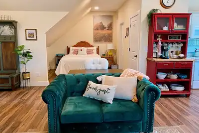 Image de The Perfect Location for Visiting Branson! 2 Bdrm Suite Apt (Sleeps 👨‍👩‍👦‍👦)