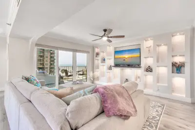 Image de Sand Key South Beach Condo 601