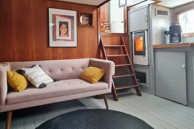 Image de Charming captain's cabin on historic ship De Hoop Amsterdam