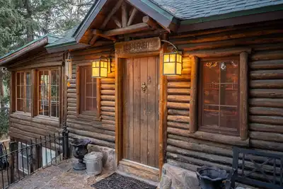 Image de ★ Log Haven ★ Red Rocks ★ Game Room ★ Easy Denver Access ★