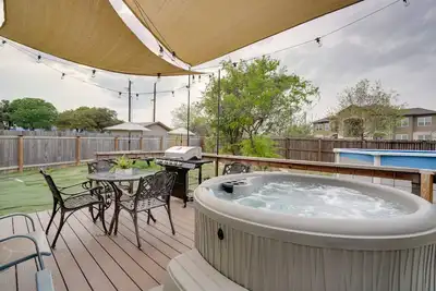 Image de San Antonio Home w/ Hot Tub - 1 Mi to SeaWorld