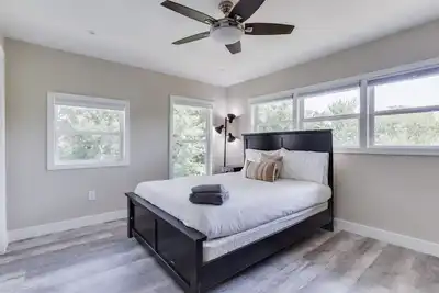 Image de Entire 3 bed/2bath home near Alamodome, Riverwalk - Sac