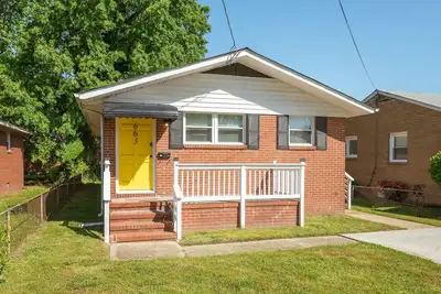 Image de 3br Newport News Home, Perfect for Shipyard Access