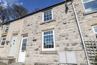 Image de 4 Alma Road, pet friendly, with open fire in Tideswell