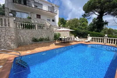 Image de Club Villamar - Villa dans un emplacement centrique avec piscine privée, près de Lloret de Mar -. . .