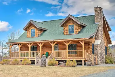 Image de Carroll Log Cabin w/ Deck < 9 Mi to Bretton Woods!