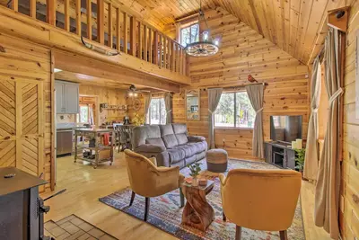 Image de Large Deck, Grill: Pet-Friendly Show Low Retreat!