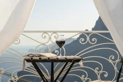 Casa Romelide, villa avec vue imprenable sur la côte amalfitaine