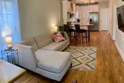 Image de Modern Bungalow | Quiet Downtown Oasis