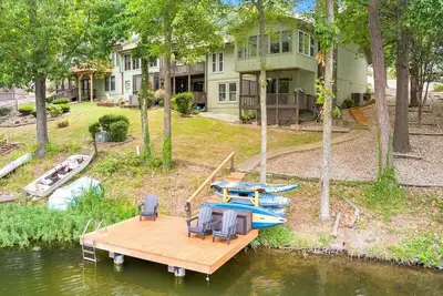 Image de Lakeside Nest - Dock on Lake Rayburn - Sleeps 9