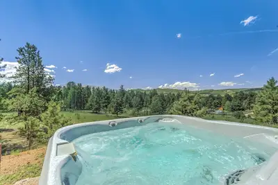 Image de Pikes Peak Stunning Views! Hot Tub! Pet Friendly!
