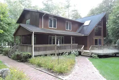 Image de Large Suissevale Winnipesaukee Home 2 Minute Walk To Beach August Specials
