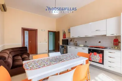 Image de La casa del Sole - Deux Chambres Appartement, Couchages 6