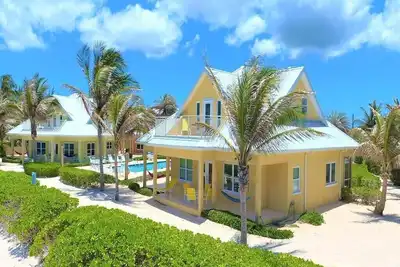 Image de Luxury 3bd Beach Front, # 5 Yellow, Stunning Views