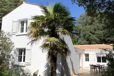 Villa 8-10 pers. in Noirmoutier-en-l'île in the Bois de la chaise