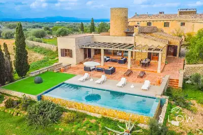 Villa Son Bennasar with impressive views and infinity pool