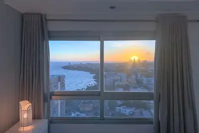 Image de Sea + City View - High Floor with balcony ☀