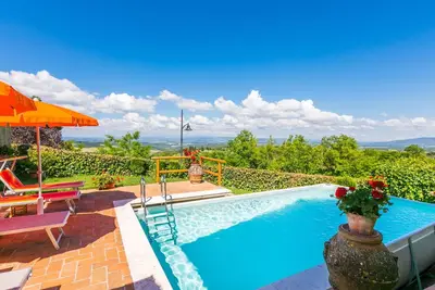 Image de Maison de vacances privée avec piscine privée, climatisation, Wifi, Tv, patio, vue panoramique