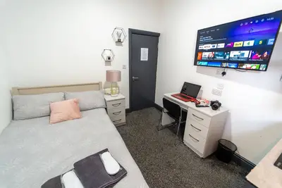 Image de Spacious studio near city centre!