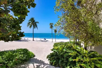 Image de Caribbean Vacation Family Private Beach House /Sunset/ RumPoint/StarFish Point
