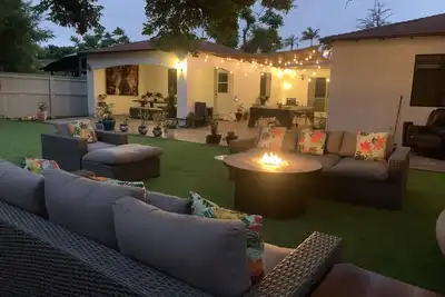 Image de Large space 4 large groups, families, intimate celebrations, retreats & reunion.