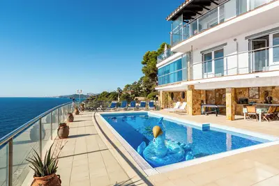 Image de Villa \"Bergantin\" avec vue sur la mer, piscine et Wi-Fi
