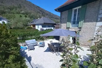 Image de Maison de charme 5mns à pied du Lac - Arrivée décalée du 03/08 au 17/08.