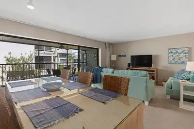 Image de Mariner Pointe 323: Spacious & Welcoming Condo!