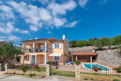 Image de Maison de vacances Brovinje pour 1 - 12 personnes avec 6 chambres Ă coucher - Maison de vacances