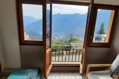Image de Studio dans village avec vue imprenable sur la vallée