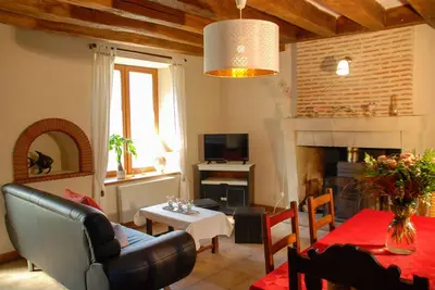 Image de Chambre Familiale Bergeronnette vue sur Parc à Gîtes Les Closeaux
