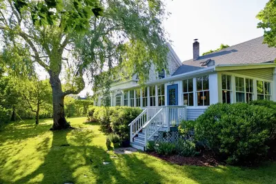 Image de Historic Truro Charmer near Bay and Ocean