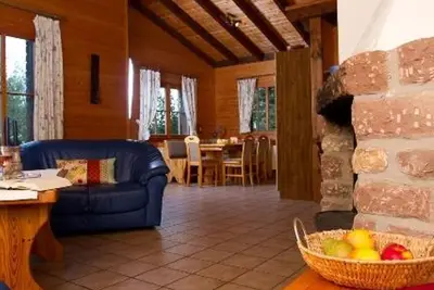 Image de Midweek offer (Fri. -Mon. ) log cabin - Feriendorf Reinskopf