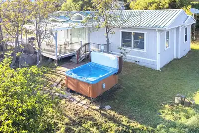 Image de 3br Private 8 Acre Spa Retreat - Bbq, Patio, Views