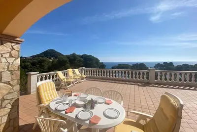 Image de Location de villa avec vue mer Ă Begur, Sa Tuna