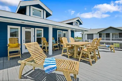 Image de Pool Table*Hot Tub* Fenced Yard* King Beds* Pet Friendly*