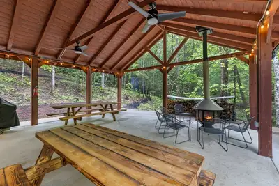 Image de WiFi - A-Frames Under the Canopy - Multi-Cabin Retreat in Red River Gorge, Kentucky!