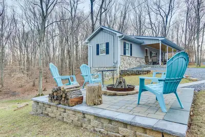 Image de Peaceful & Secluded Knoxville Retreat w/ Deck