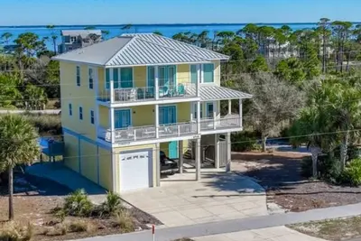 Image de 5 Bdrm, Community Pool, Views of Bay and Gulf