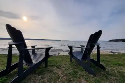 Image de Breathtaking views on the Bay! Waterfrontage!