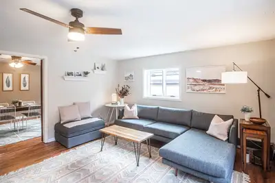 Image de Steps Away from Historic Main Street | Stunning Views