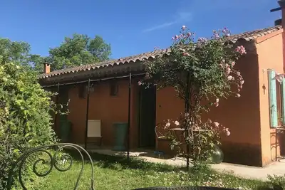 Image de 15 mins d'Aix-en-Provence et Lubéron dans domaine de campagne privé
