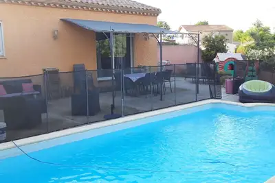 Image de Agrèable villa, avec piscine privée, à 15 minutes des plages.