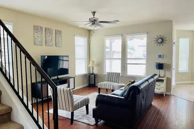 Image de Whisper Dreams Retreat- cozy3BR retreat~big yard~bring pets~near Kalahari~Dt Atx