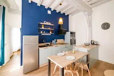 Image de Le Mont Brenn****: appartement cosy au bord des quais de l'Yonne à Auxerre