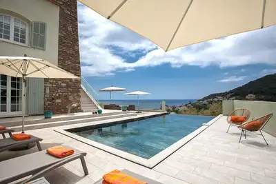 Image de Villa La Doughe, villa de standing avec vue mer et piscine