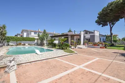 Image de Superbe maison à Anzio avec WiFi