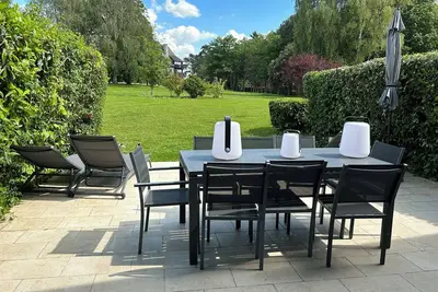 Image de House With Garden And Chimney 5 Minutes From The Beach, Deauville Tourgeville