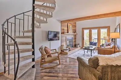 Image de Private Balcony & Resort Perks: Silverthorne Condo