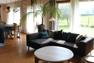 Image de 15 mn des plages, maison bois calme et chaleureuse